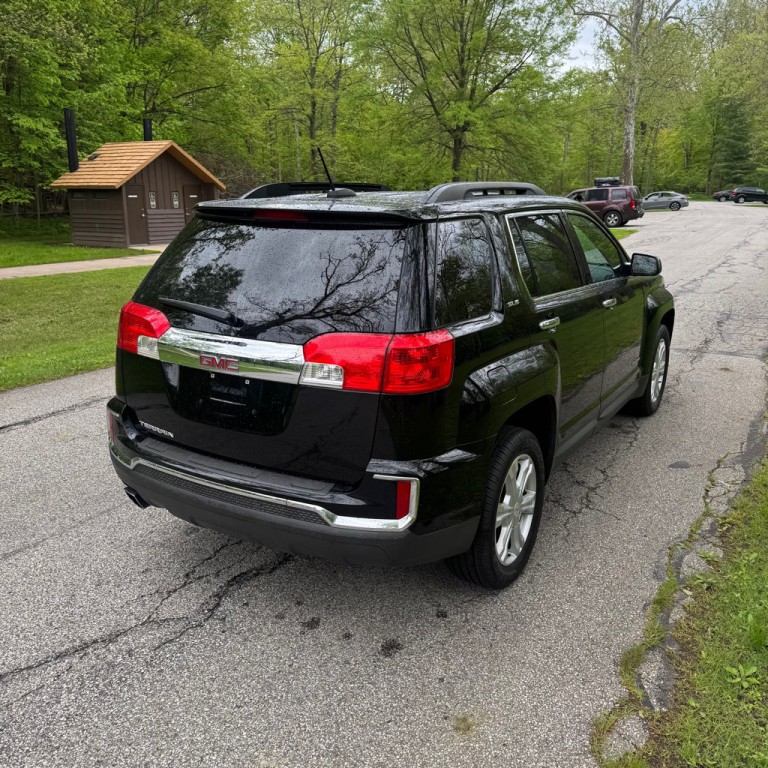 2017 GMC Terrain Image 4