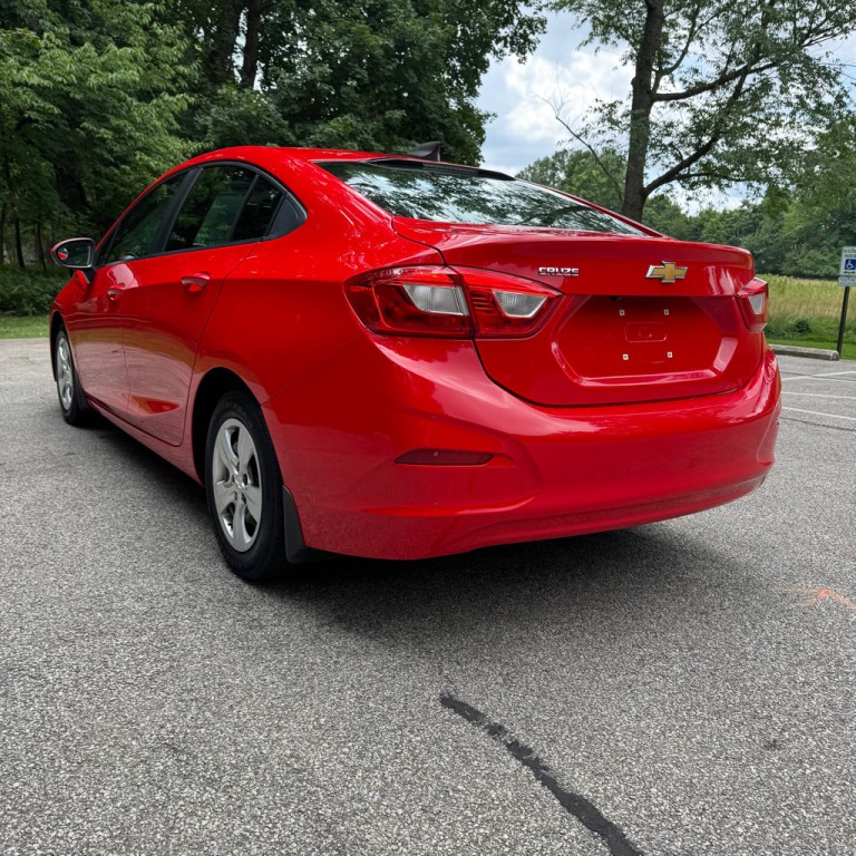 2016 Chevrolet Cruze Image 3