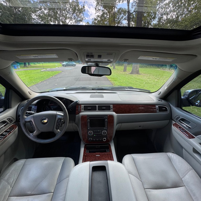 2011 Chevrolet Tahoe Image 7