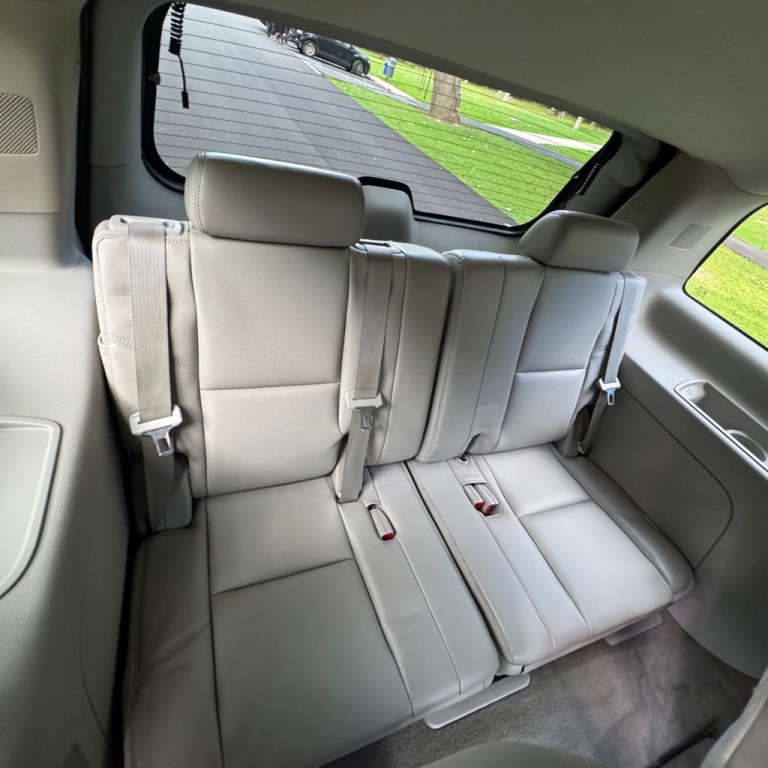2011 Chevrolet Tahoe Image 13