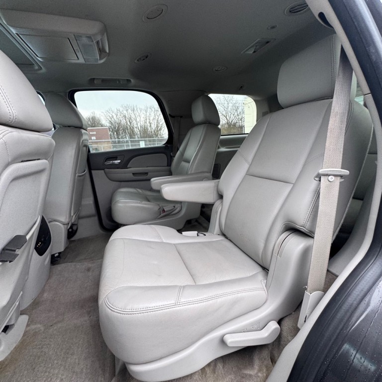 2011 Chevrolet Tahoe Image 10