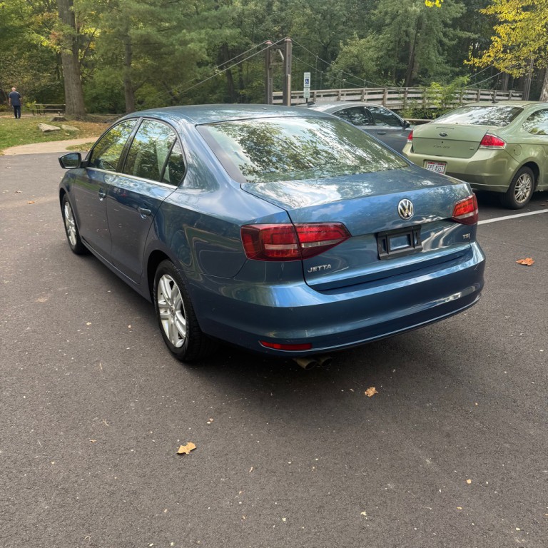 2017 Volkswagen Jetta Image 3