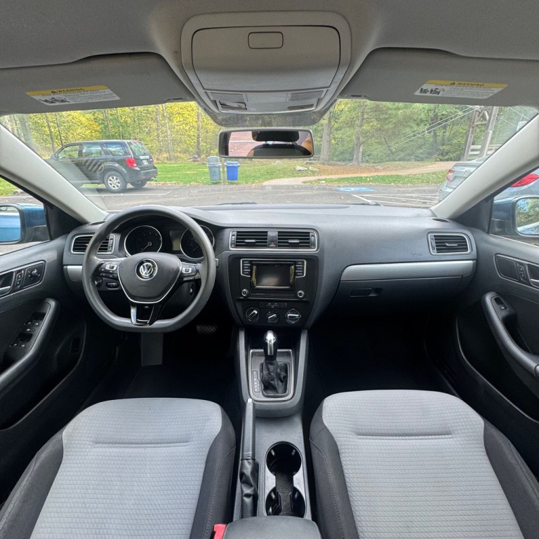 2017 Volkswagen Jetta Image 8