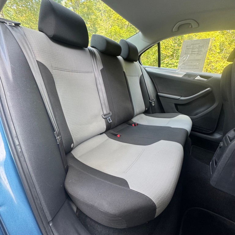 2017 Volkswagen Jetta Image 11