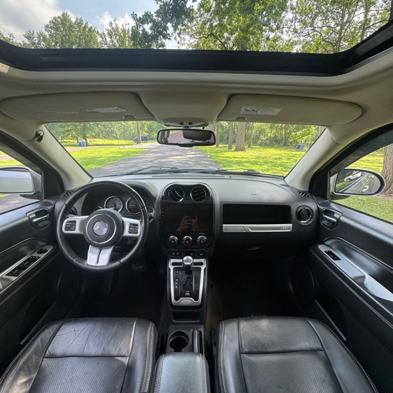 2017 Jeep Compass Image 7