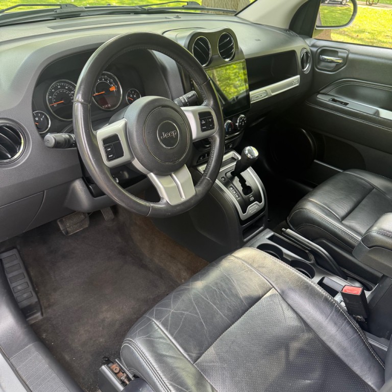 2017 Jeep Compass Image 8