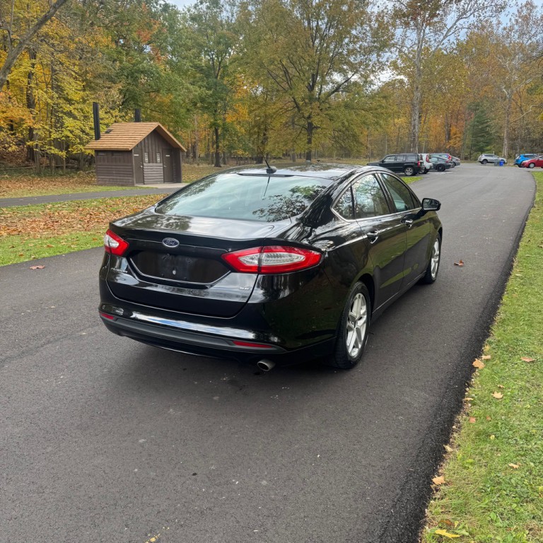 2016 Ford Fusion Image 4