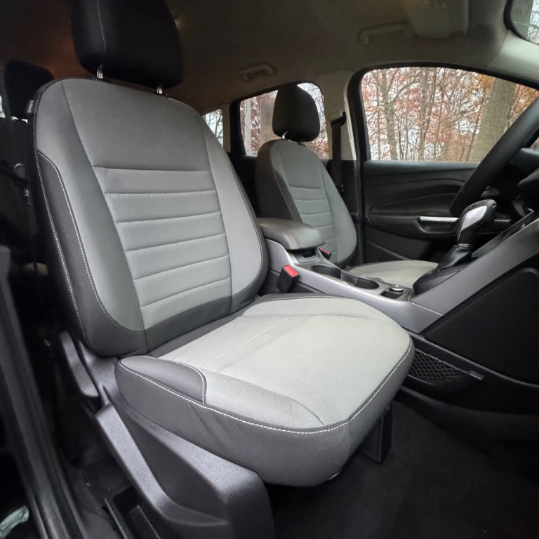 2016 Ford Escape Image 9