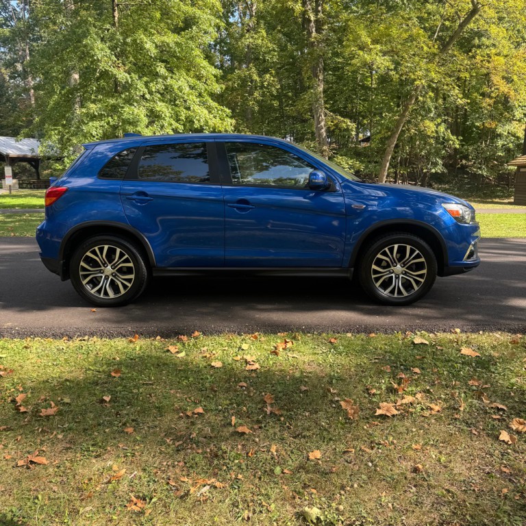 2018 Mitsubishi Outlander Image 5