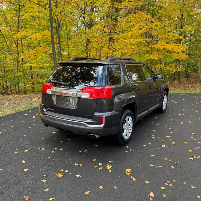 2016 GMC Terrain Image 4