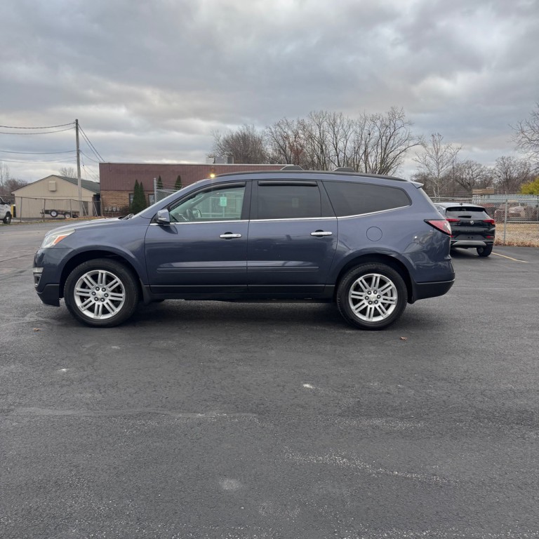 2014 Chevrolet Traverse Image 2