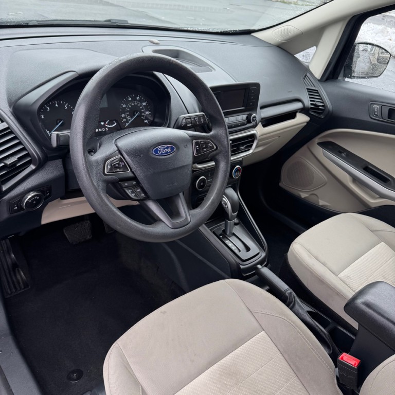 2019 Ford Econoline Image 8