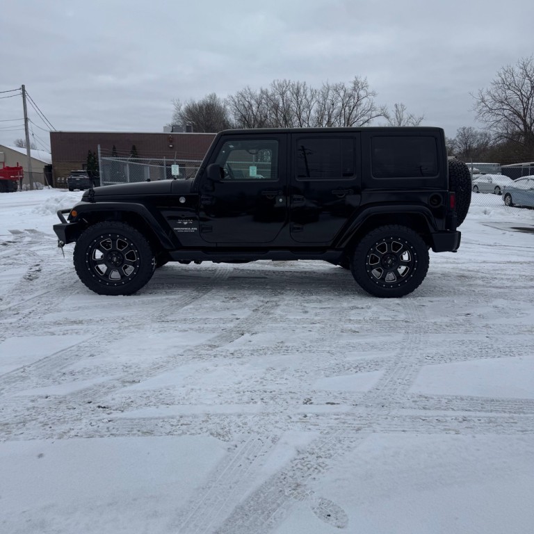 2016 Jeep Wrangler Unlimited Image 2