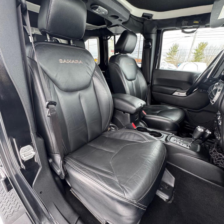2016 Jeep Wrangler Unlimited Image 9