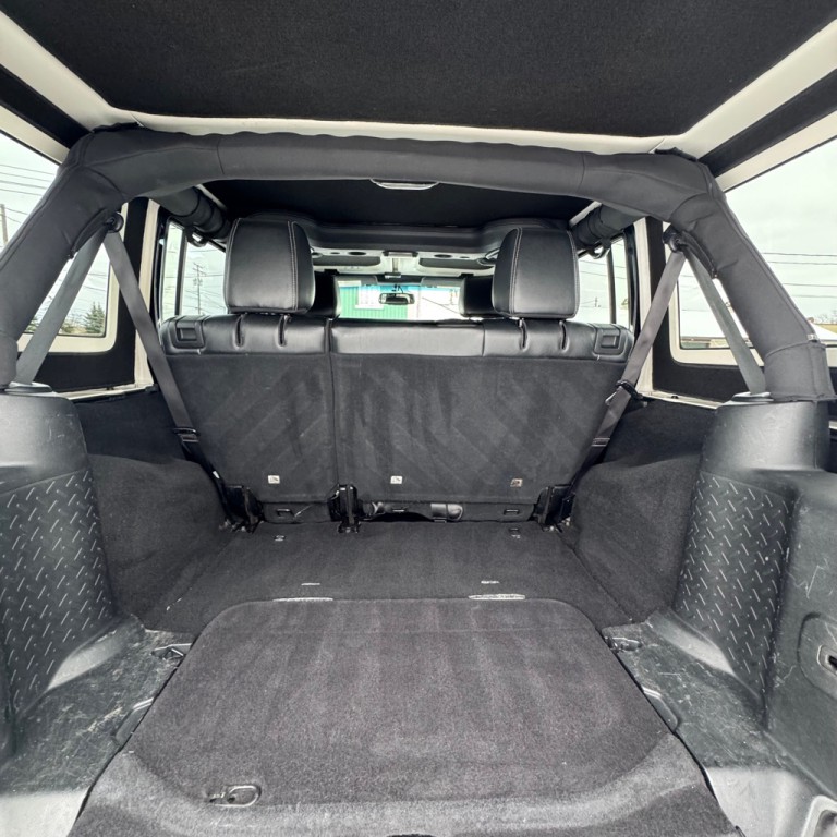 2016 Jeep Wrangler Unlimited Image 25