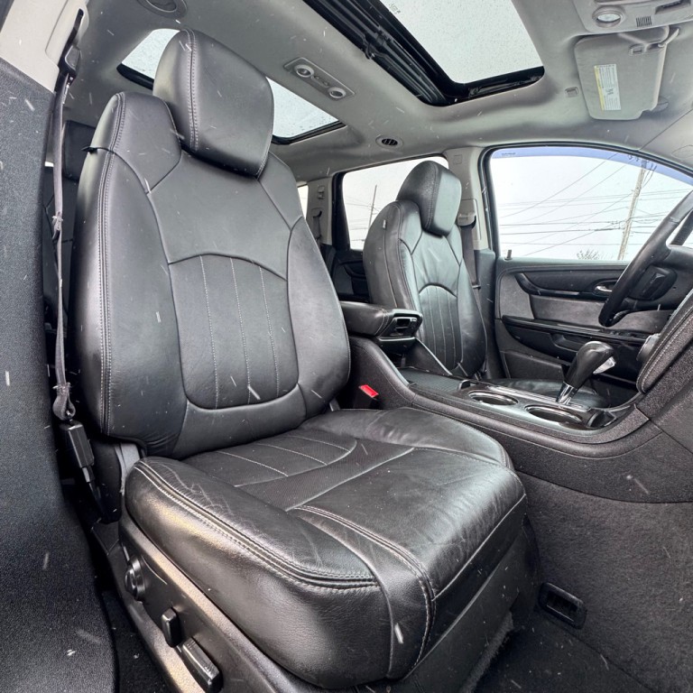 2015 Chevrolet Traverse Image 9