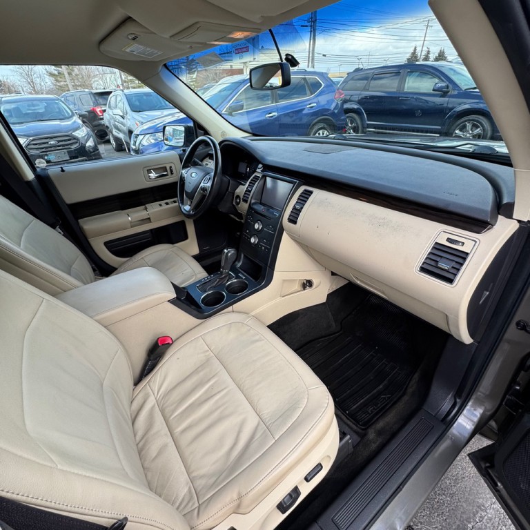 2013 Ford Flex Image 8