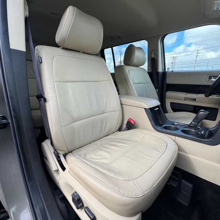 2013 Ford Flex Image 9