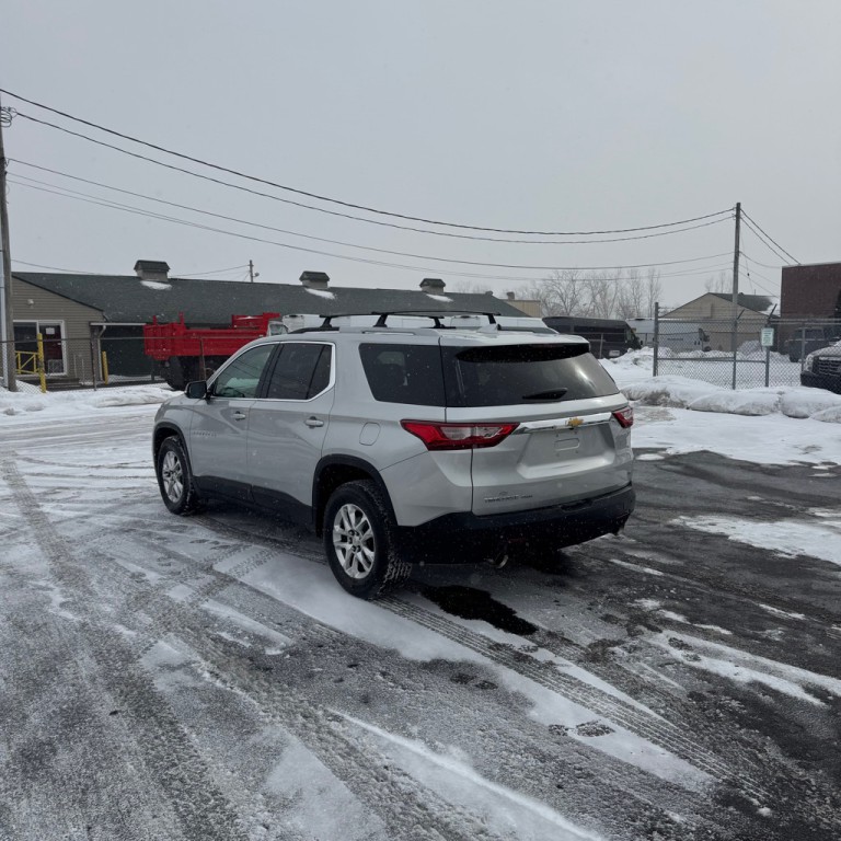 2018 Chevrolet Traverse Image 3