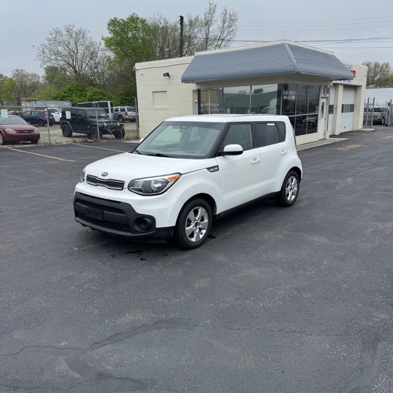2017 Kia Soul Image 1