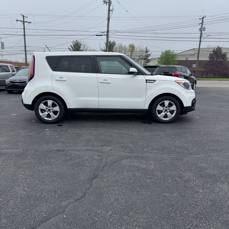 2017 Kia Soul Image 3