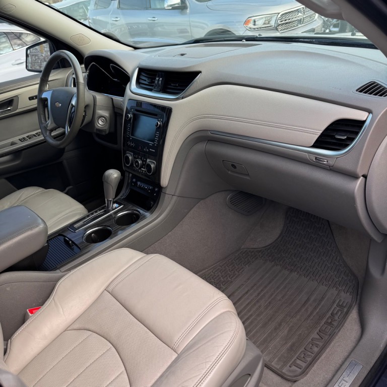 2014 Chevrolet Traverse Image 8