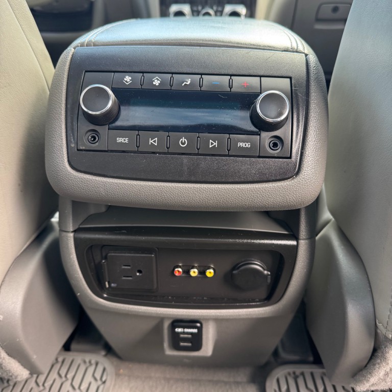 2014 Chevrolet Traverse Image 12