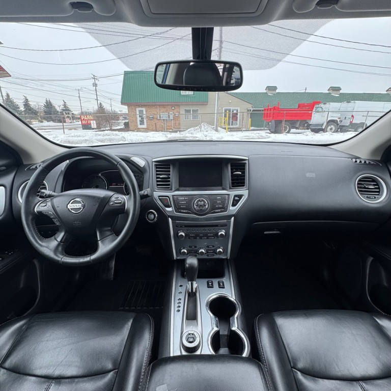 2017 Nissan Pathfinder Image 7