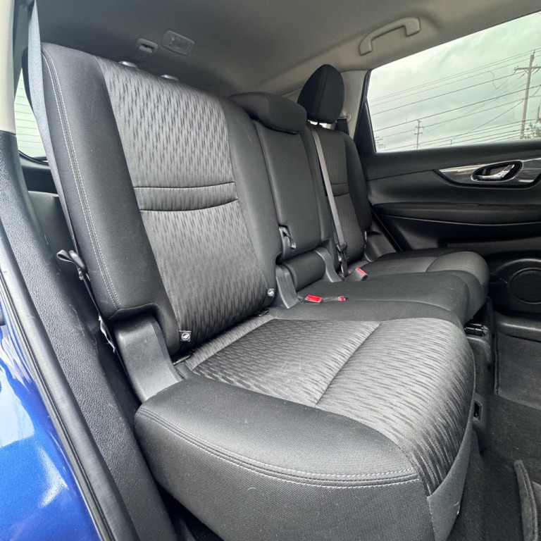 2019 Nissan Rogue Image 12