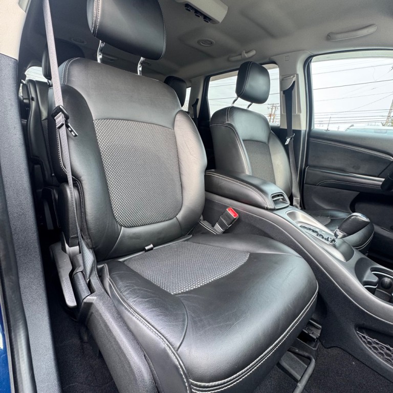 2017 Dodge Journey Image 12