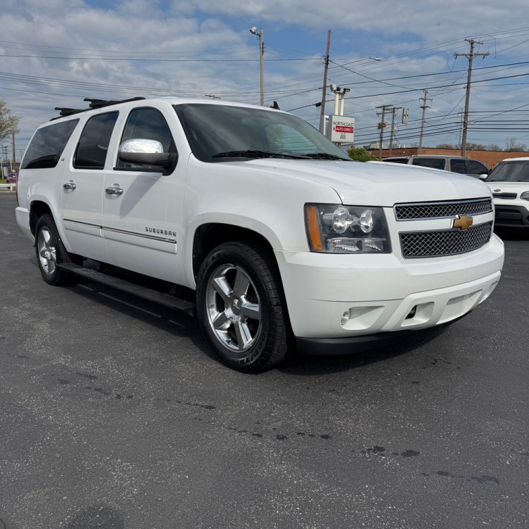 2012 Chevrolet Suburban Image 6