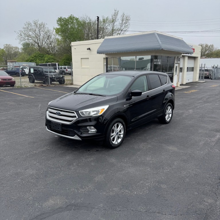 2019 Ford Escape Image 1