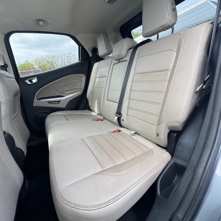2018 Ford Econoline Image 10
