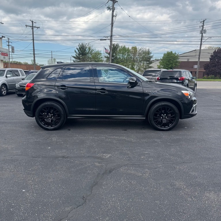 2018 Mitsubishi Outlander Image 5