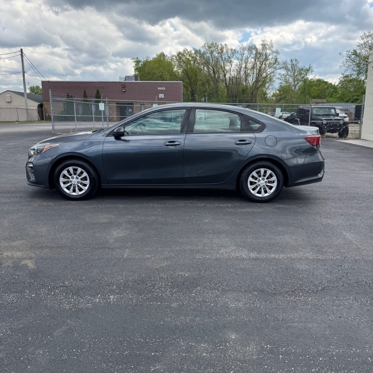 2019 Kia Forte Image 2