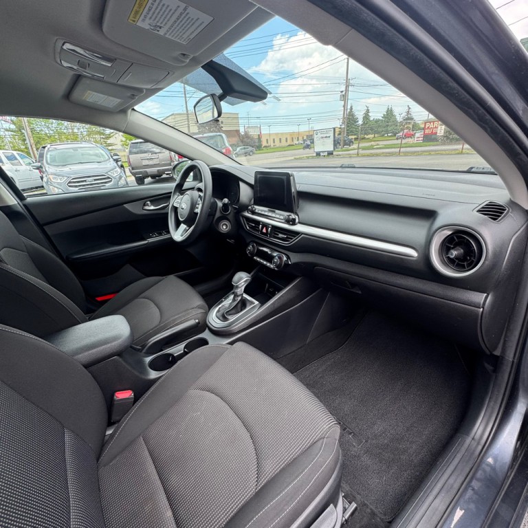 2019 Kia Forte Image 9
