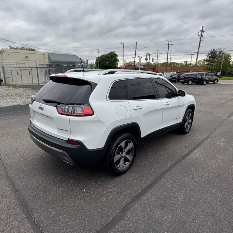 2019 Jeep Cherokee Image 4