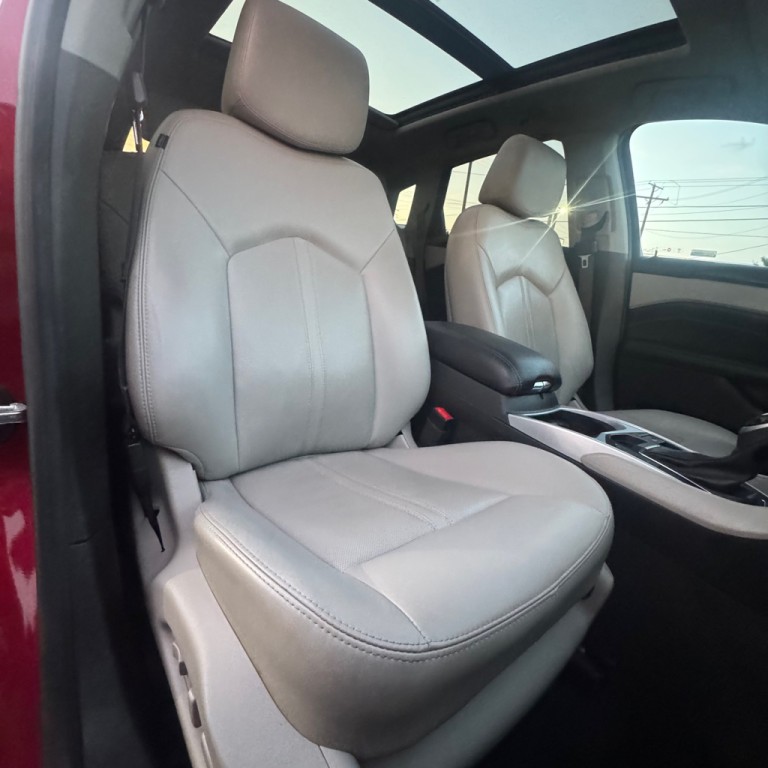 2016 Cadillac SRX Image 11