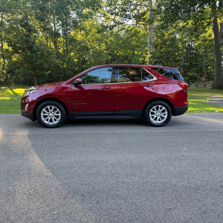 2019 Chevrolet Equinox Image 2