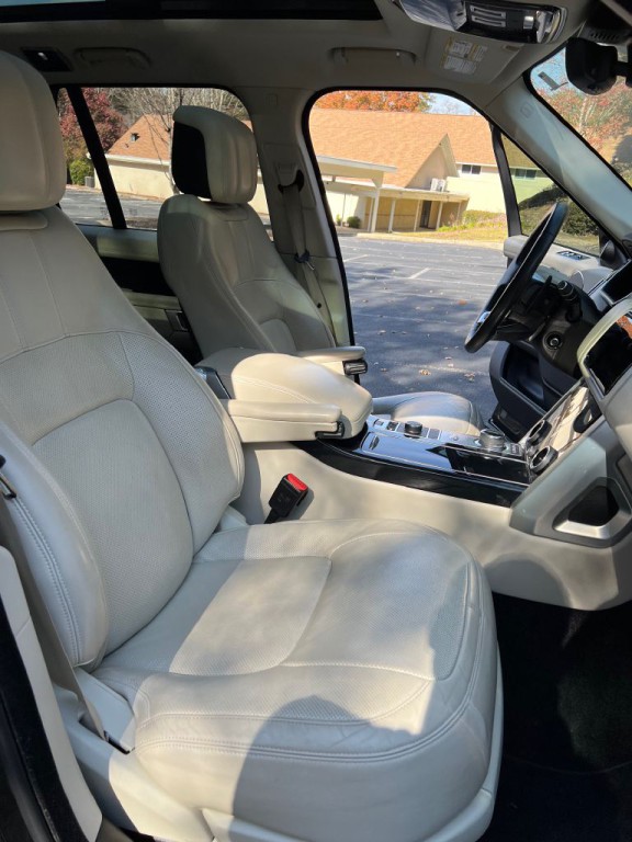 2019 Land Rover Range Rover Image 19