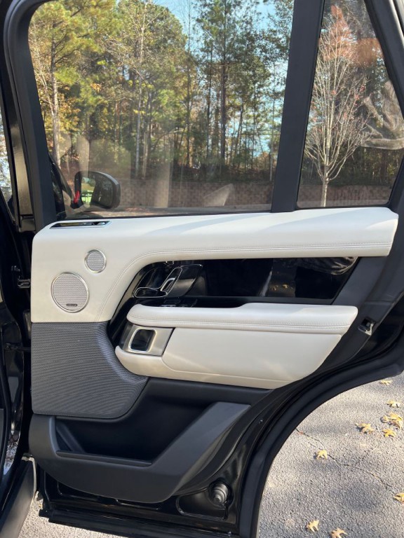 2019 Land Rover Range Rover Image 20