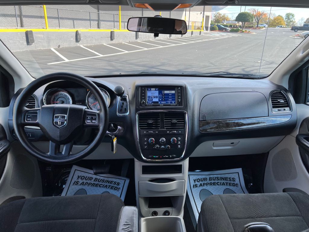 2011 Dodge Grand Caravan Image 6