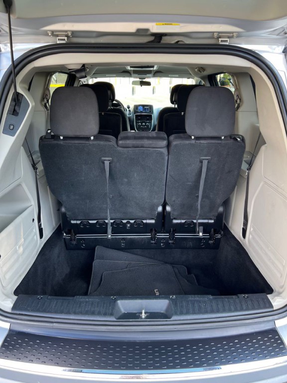 2011 Dodge Grand Caravan Image 13