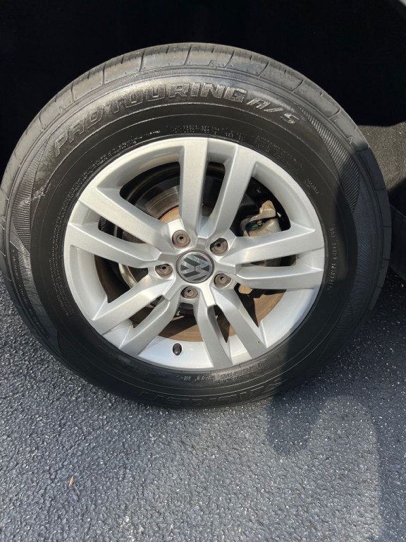 2016 Volkswagen Tiguan Image 11