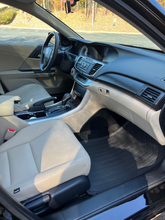 2014 Honda Accord Image 19