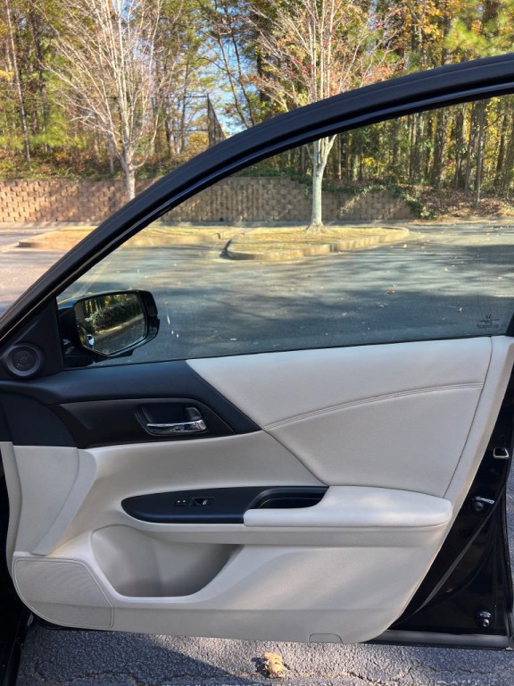 2014 Honda Accord Image 21