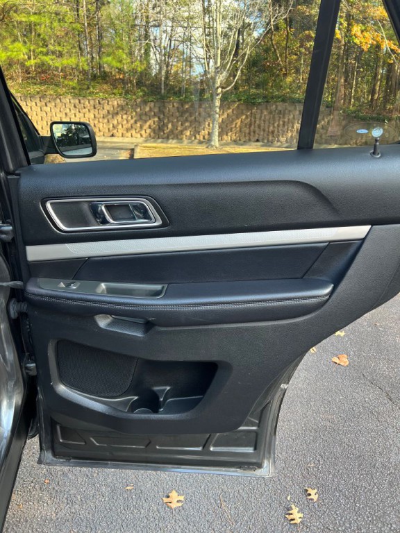 2016 Ford Explorer Image 14