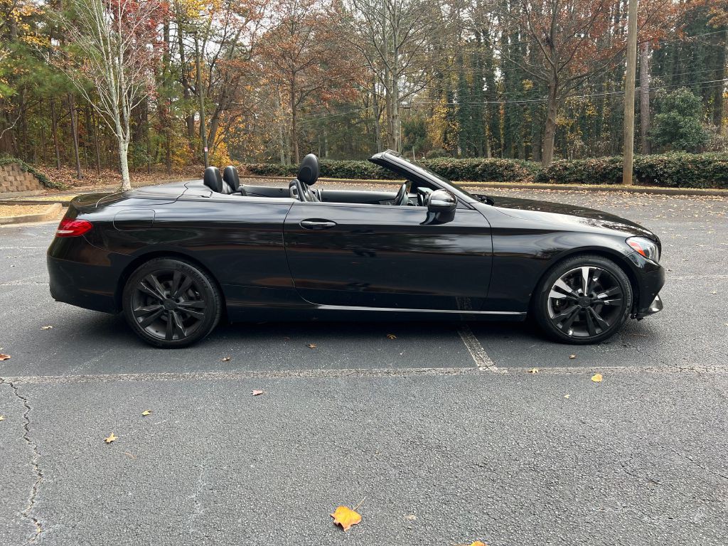 2017 Mercedes-Benz C-Class Image 5