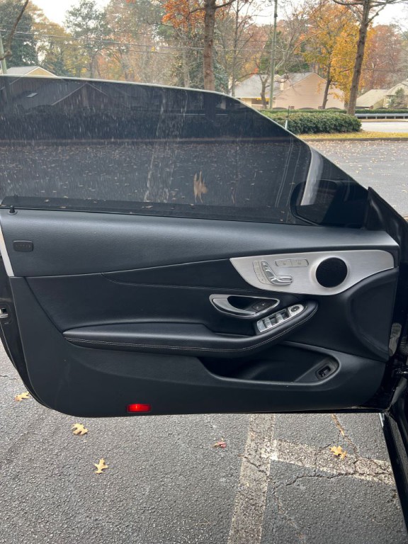 2017 Mercedes-Benz C-Class Image 19