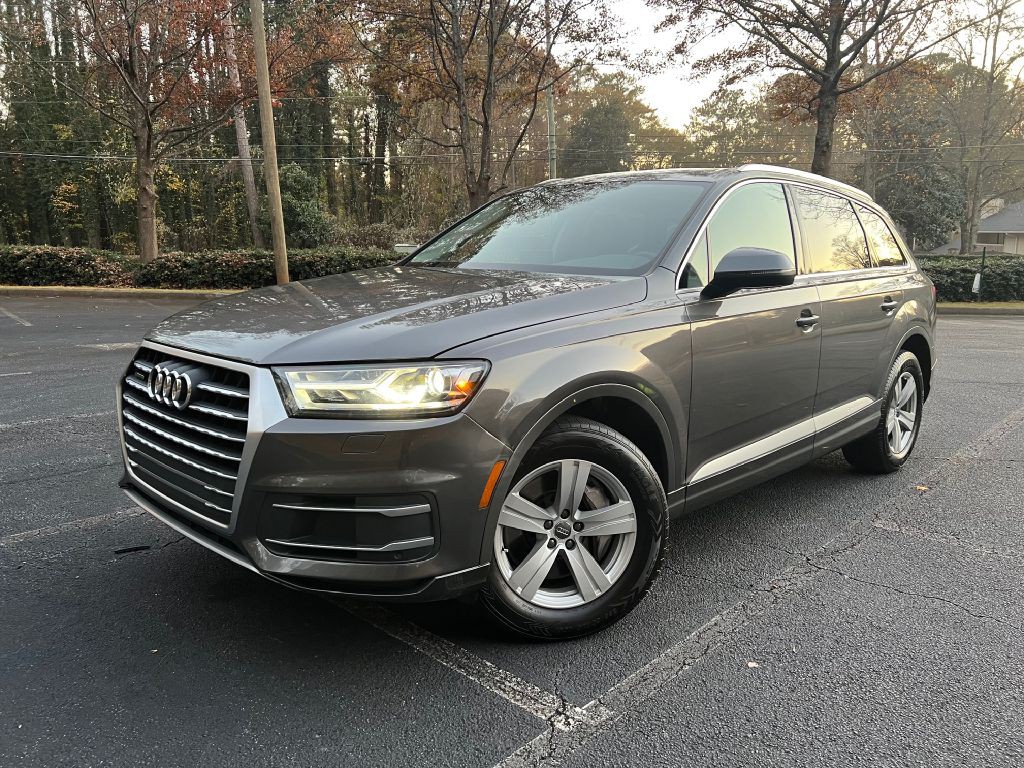 2019 Audi Q7 Image 1